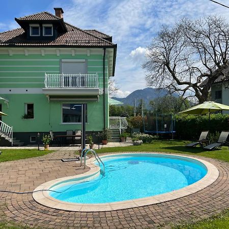 Vila Lesce With Heated Outdoor Pool Dış mekan fotoğraf